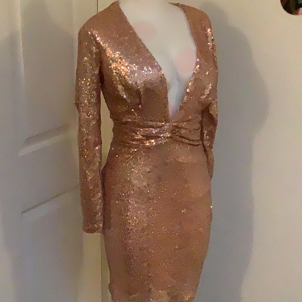 Rosegold Sequin Plunge Neck Bodycon Dress